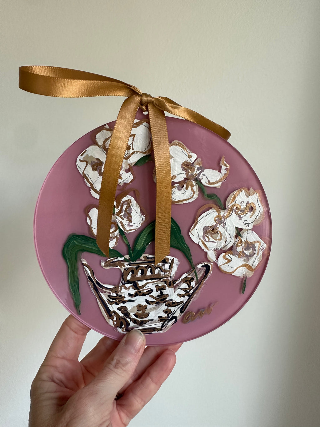 Hand-Painted Acrylic Orchid in Chinoiserie Ornament in Dusty Pink